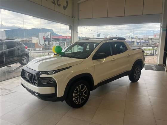 FIAT TORO 1.3 TURBO 270 FLEX FREEDOM AT6 FIAT TORO 1.3 TURBO 270 FLEX FREEDOM AT6